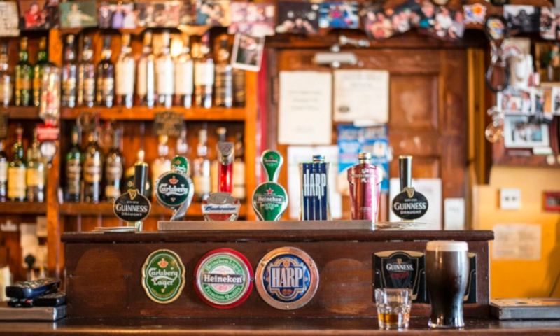 Verschillende bieren op de tap